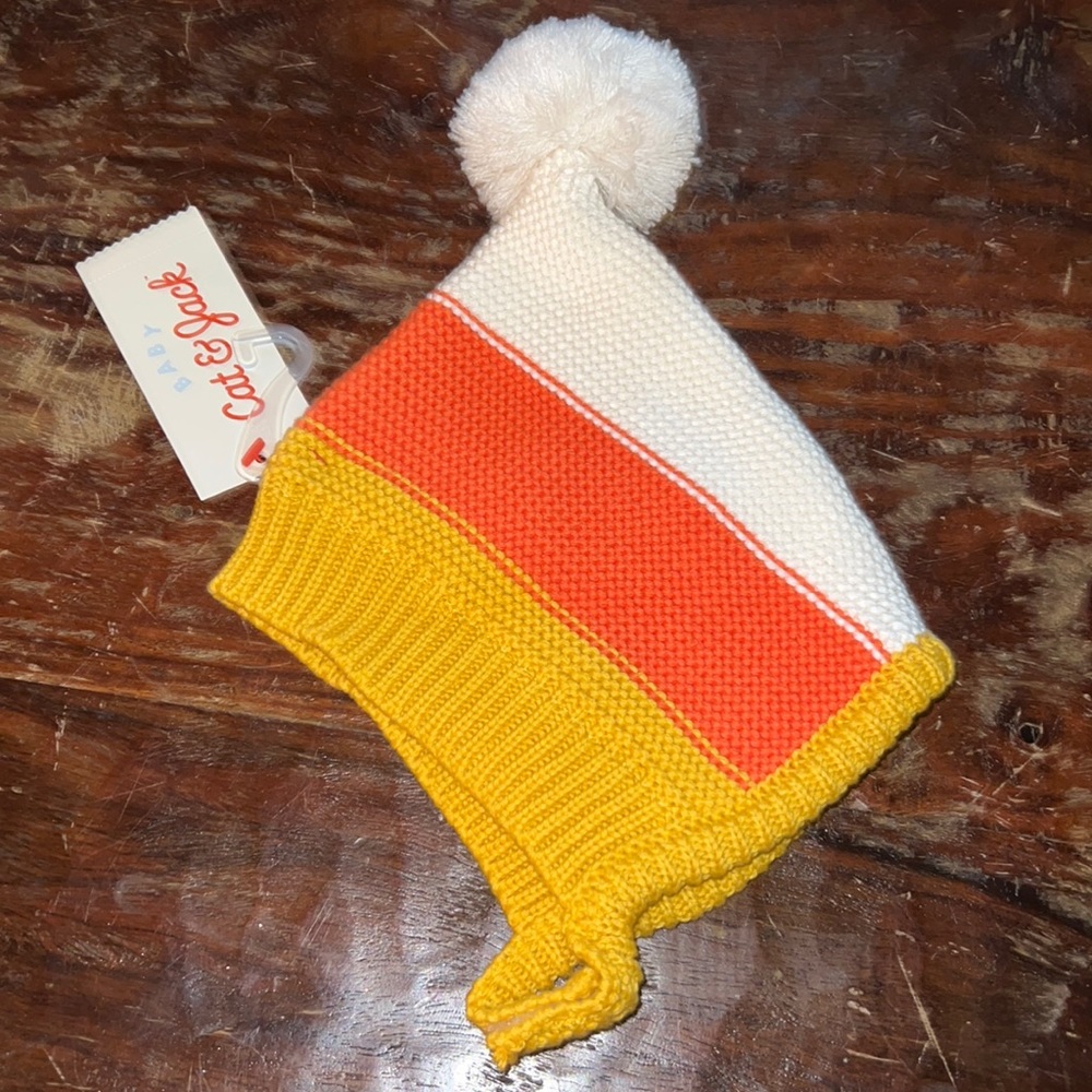 Striped Baby hat, never worn, size newborn (looks a little big for nb)